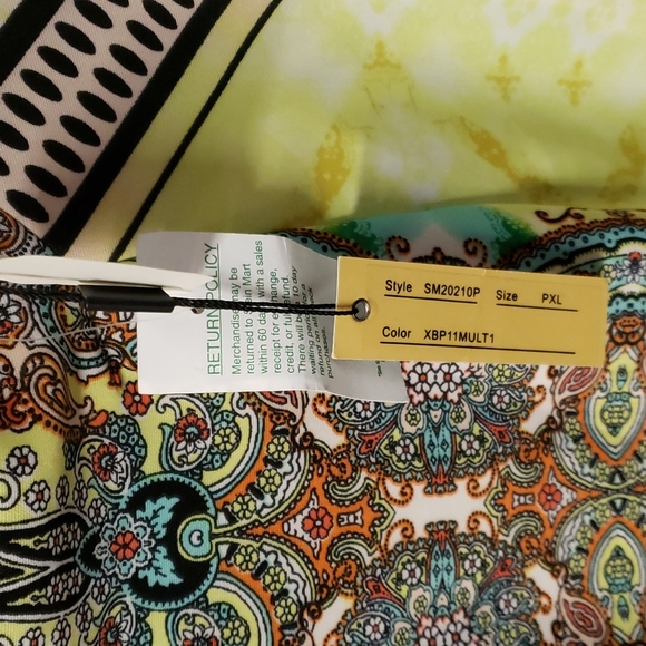 $15 or 2/$20Melissa Paige Geometric Scuba Stretch Mock Neck Shift Dress size XLP - Picture 3 of 6